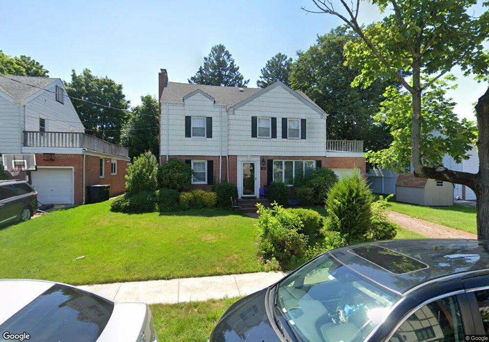 389 Barnard Ave, Cedarhurst, NY 11516 - photo 1