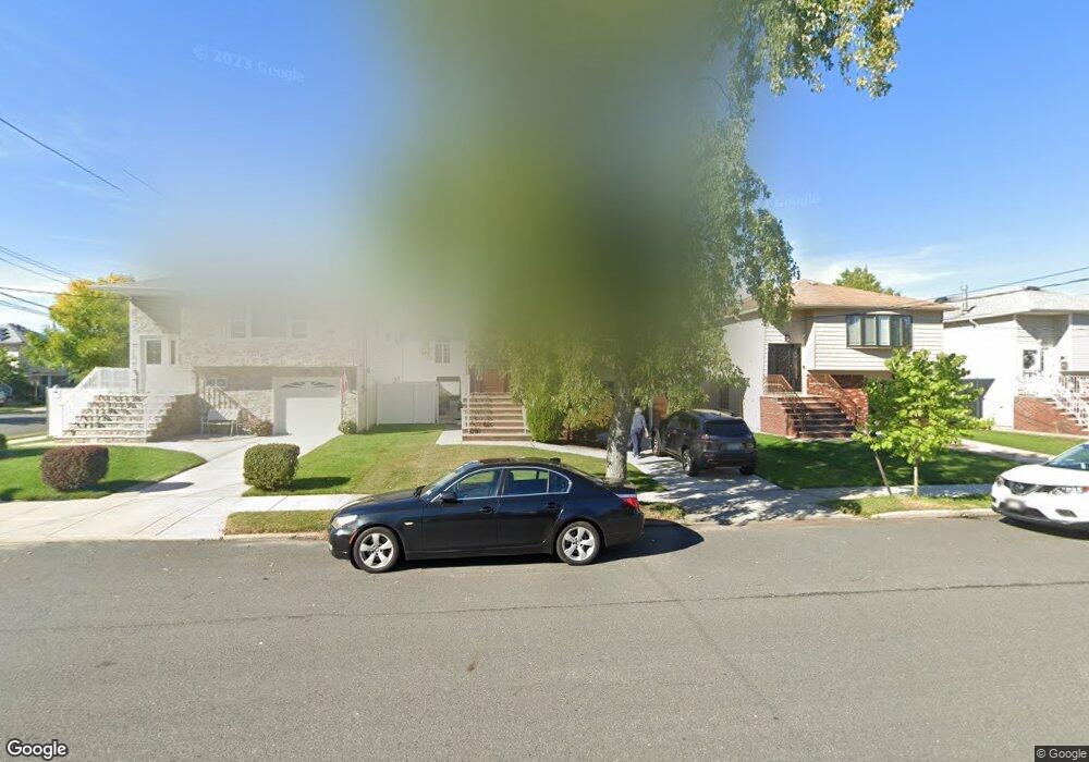 679 Sinclair Ave, Staten Island, NY 10312 - photo 1