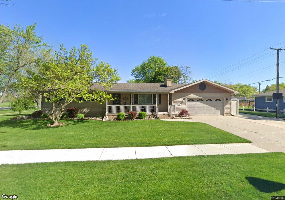 106 Sherwood Dr, Crown Point, IN 46307 - photo 1