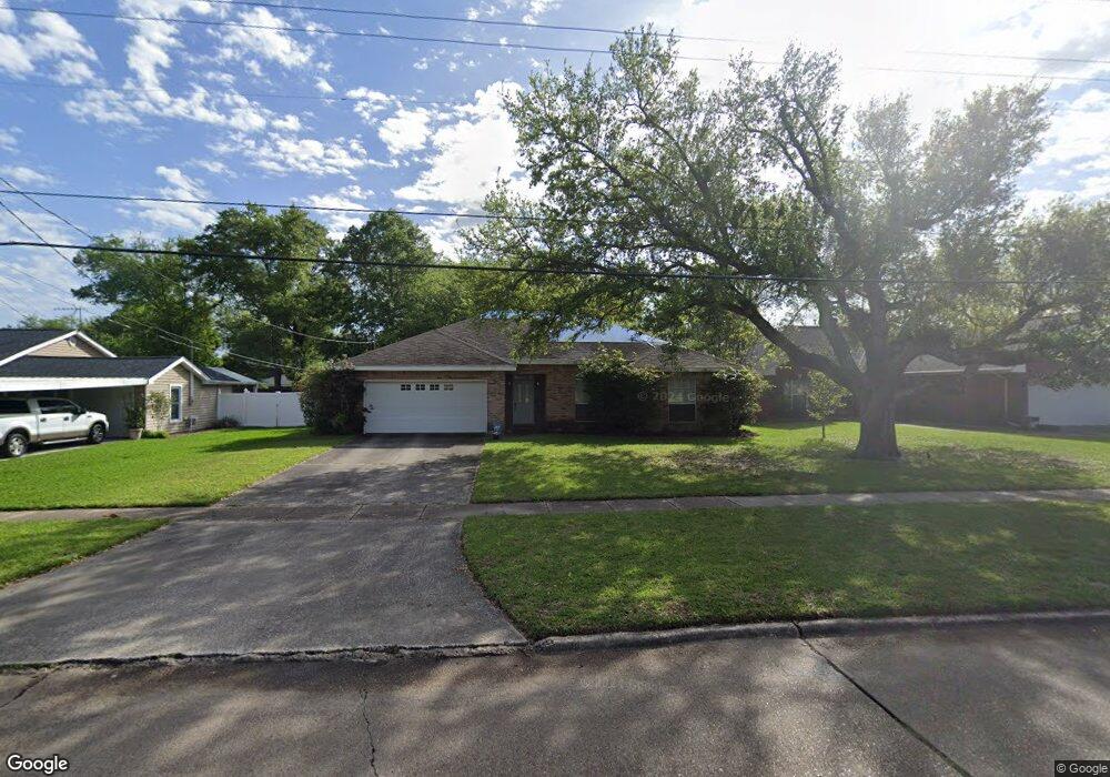 315 Jefferson Dr, Lake Charles, LA 70605 - photo 1