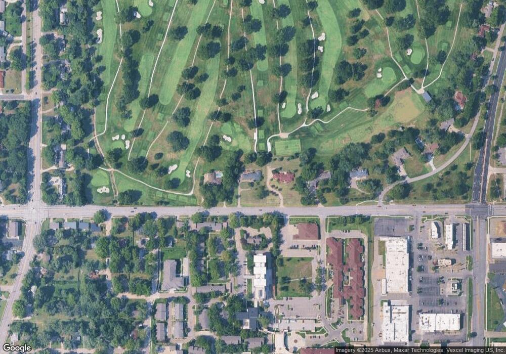 1212 SW 29th St, Topeka, KS 66611 - photo 1