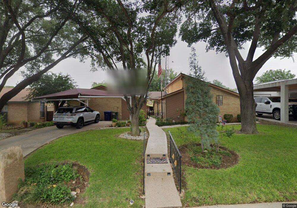 1508 Hibiscus Ln, Laredo, TX 78041 - photo 1