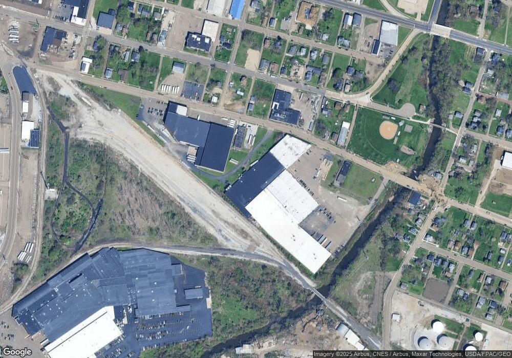 1510 4th St SE, Canton, OH 44707 - photo 1