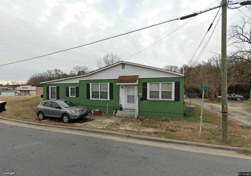 202 E 2nd St, Weldon, NC 27890 - photo 1