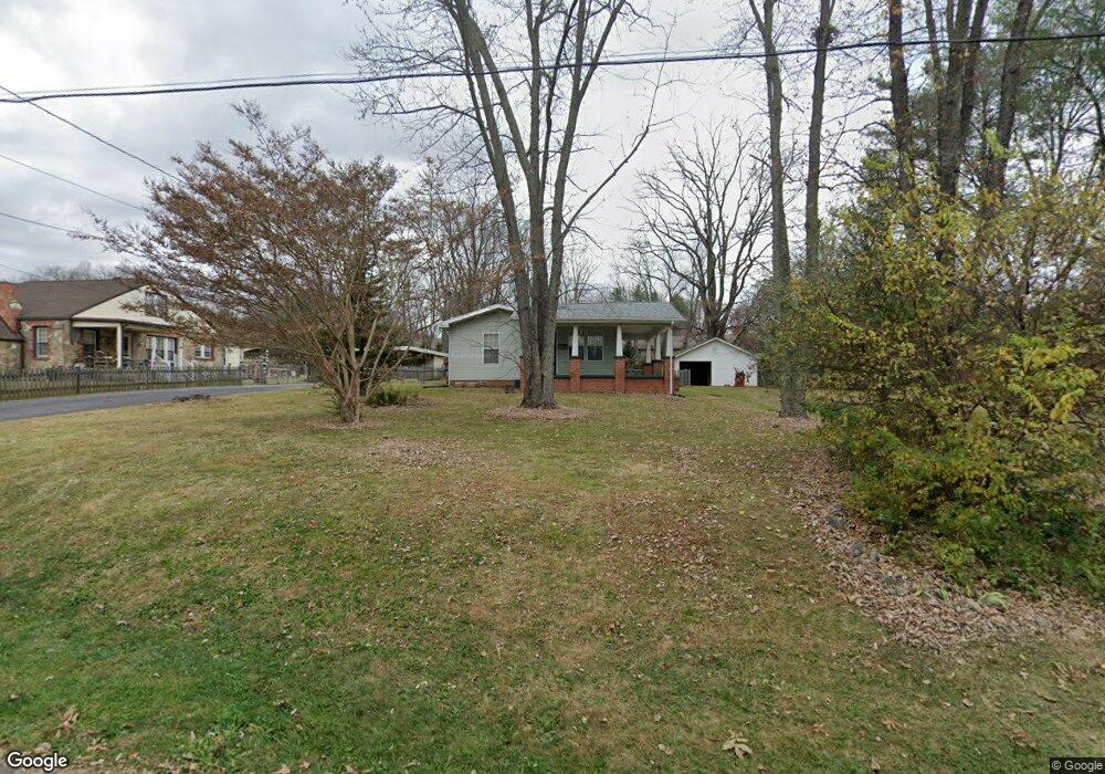 155 E Grande Ave, Johnson City, TN 37601 - photo 1