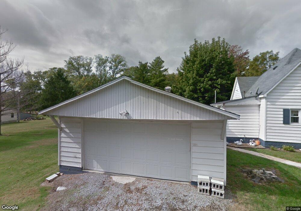 408 Walnut St, Waltonville, IL 62894 - photo 1