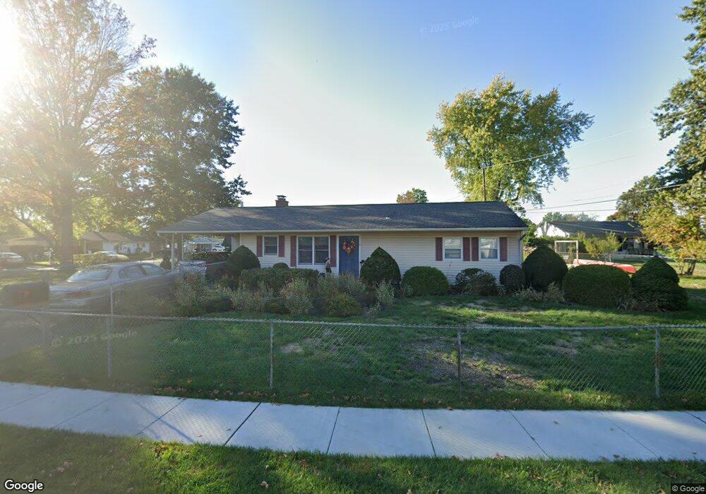 5 Broadleaf Rd, Levittown, PA 19057 - photo 1