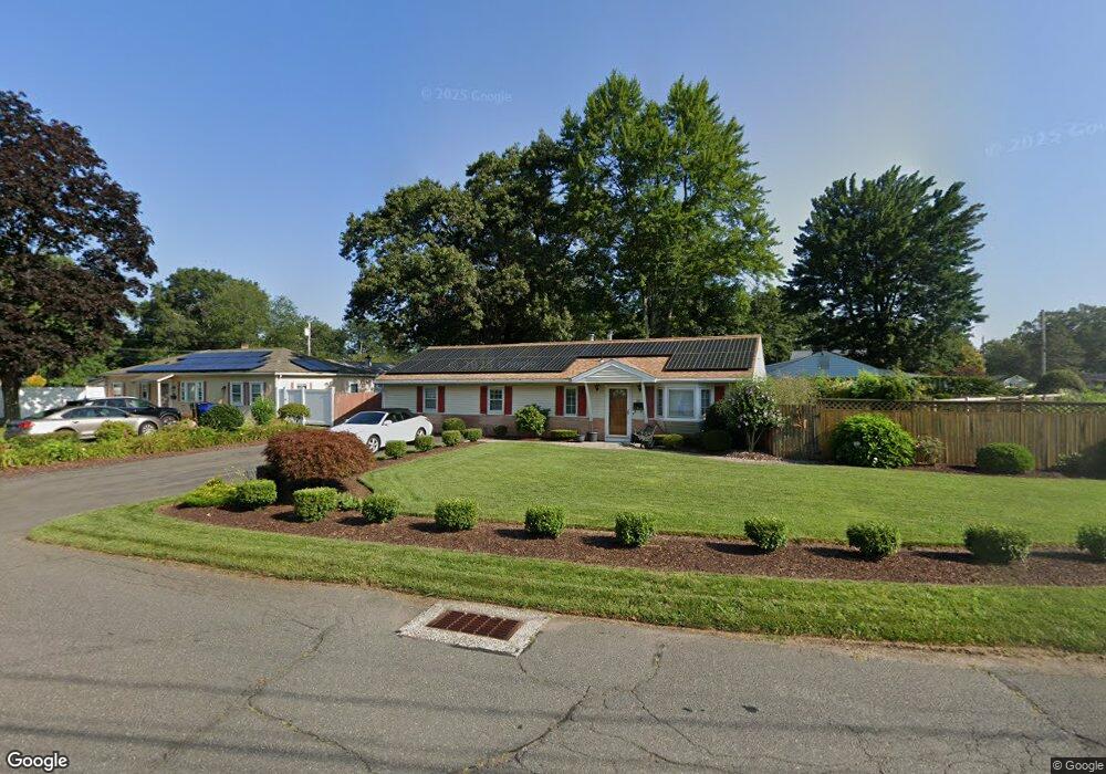 22 Laurel Rd, Windsor Locks, CT 06096 - photo 1