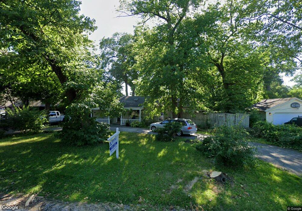 300 N Shady Ln, Elmhurst, IL 60126 - photo 1