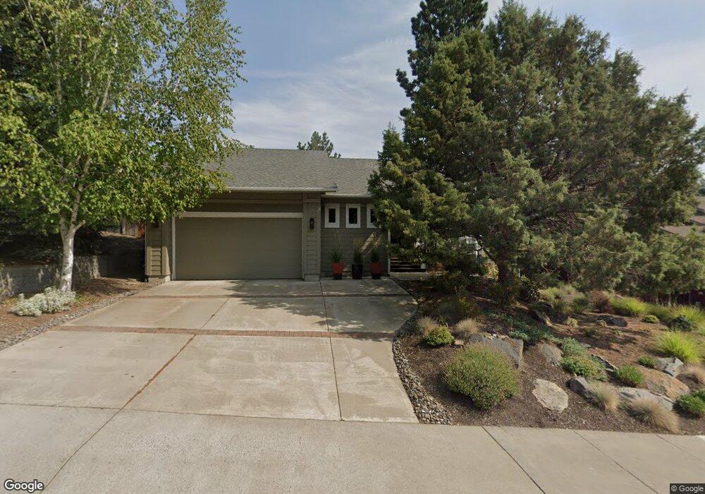 1170 NW 18th St, Bend, OR 97701 - photo 1