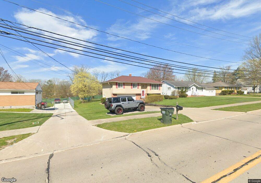 5402 Bartlett Rd, Bedford, OH 44146 - photo 1