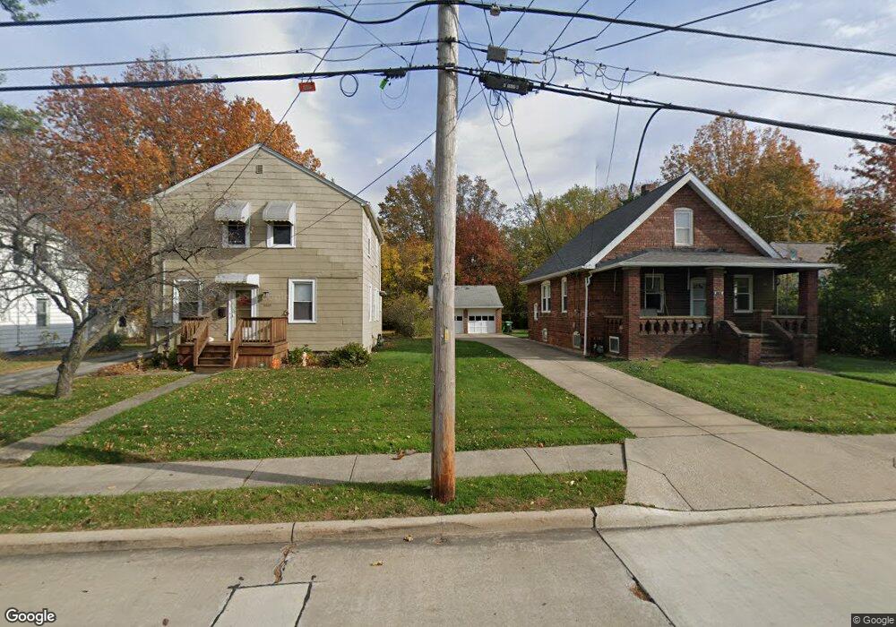 1543 Robindale St, Wickliffe, OH 44092 - photo 1