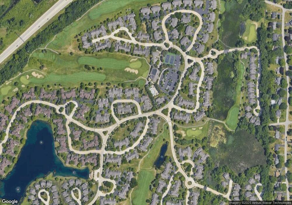 811 Upper Scotsborough Way unit 238, Bloomfield Hills, MI 48304 - photo 1