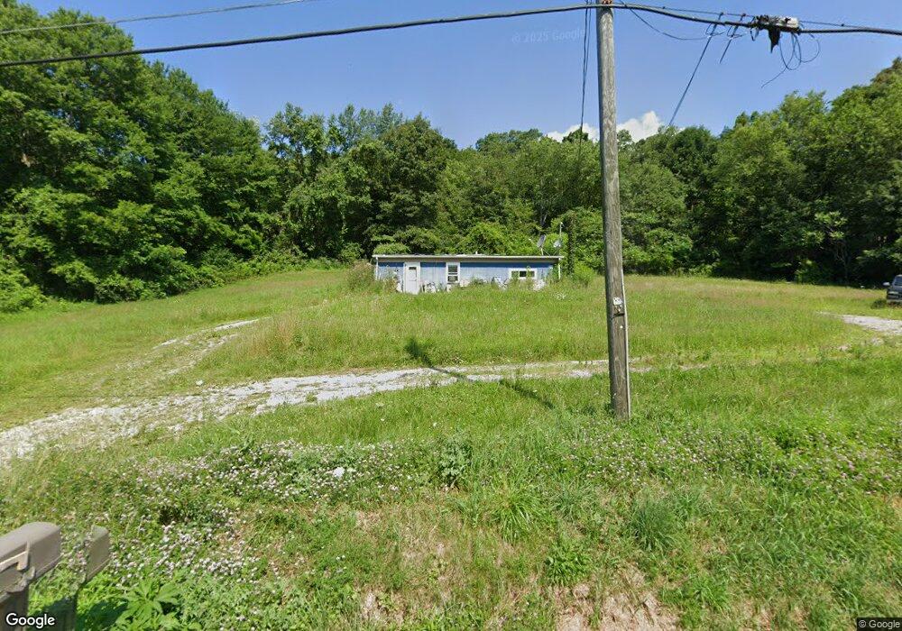 45938 Yeager Dr, East Liverpool, OH 43920 - photo 1