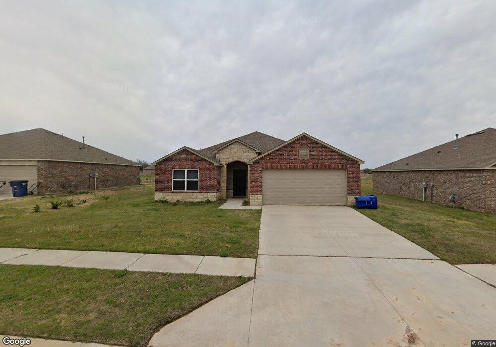 4309 Driftwood Dr, Harrah, OK 73045 - photo 1