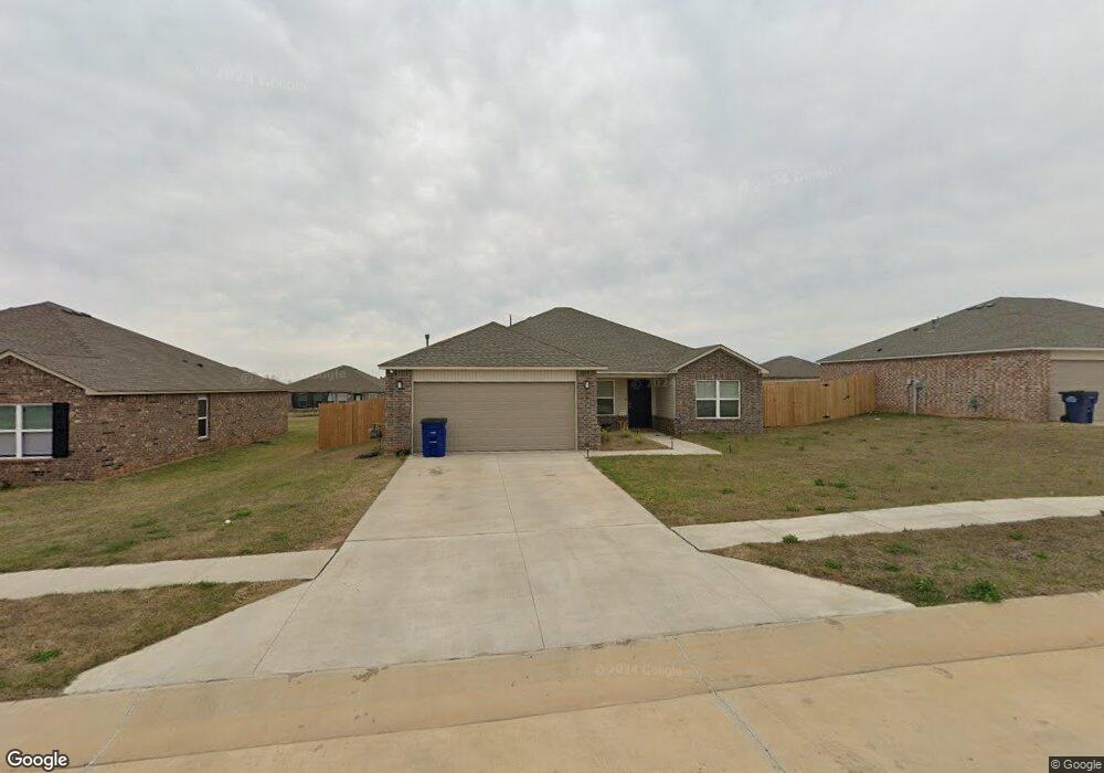 4330 Driftwood Dr, Harrah, OK 73045 - photo 1