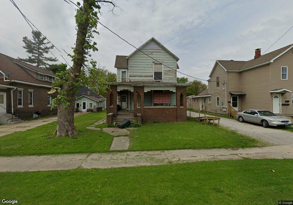 317 S 21st St, Mattoon, IL 61938 - photo 1