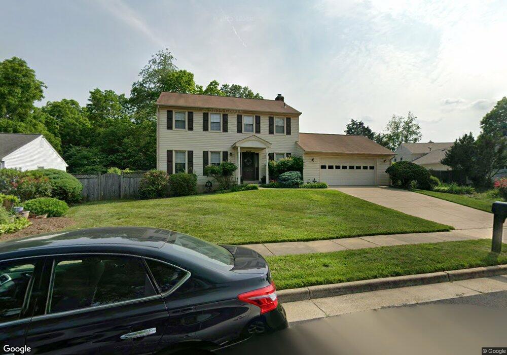 10115 Roundtop Ct, Fairfax, VA 22032 - photo 1