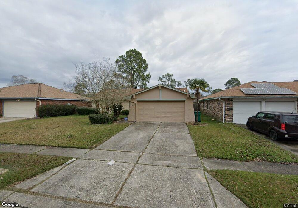 302 Foxcroft St, Slidell, LA 70461 - photo 1