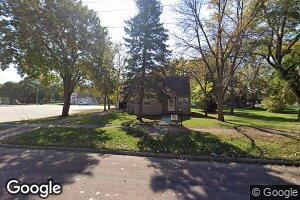 105 W Elm Ave, Flandreau, SD 57028