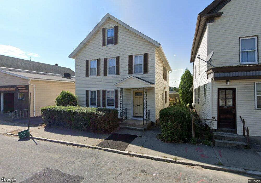 28 Ward St, Worcester, MA 01610 - photo 1