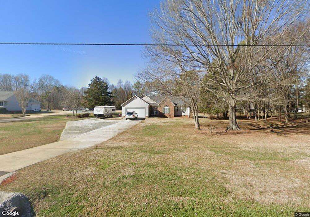 851 Riddle Mill Rd, Clover, SC 29710 - photo 1