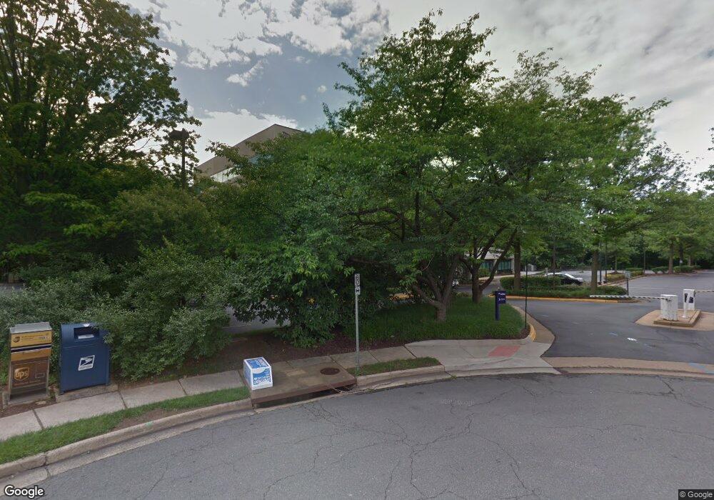 11251 Roger Bacon Dr, Reston, VA 20190 - photo 1