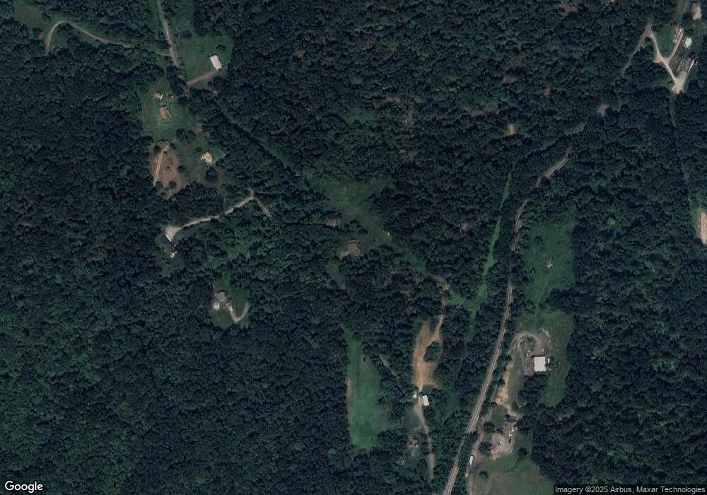 471 Hickory Rd, Falls, PA 18615 - photo 1