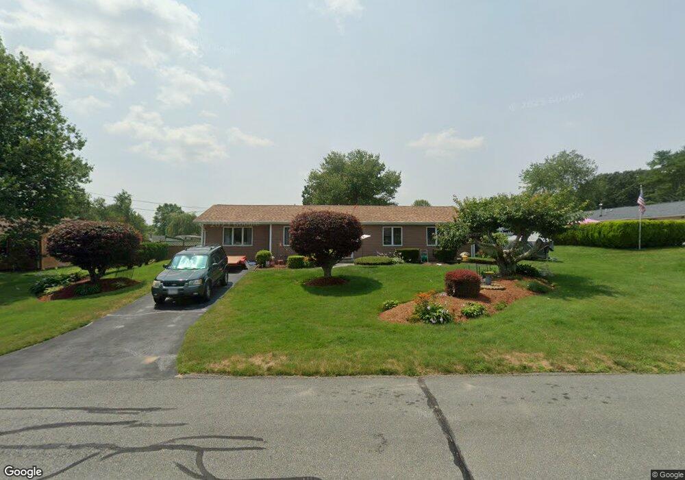 16 Mishawum Dr, South Dartmouth, MA 02748 - photo 1