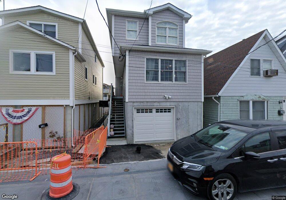 40 W 13th Rd, Broad Channel, NY 11693 - photo 1