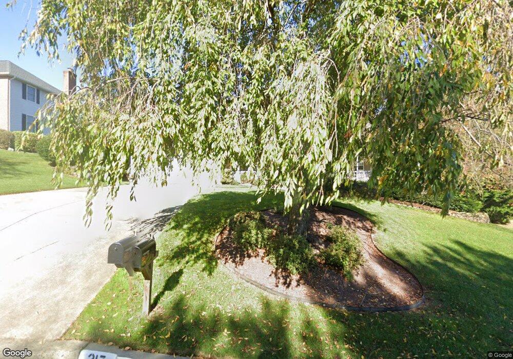 217 Louis Ln, Hockessin, DE 19707 - photo 1