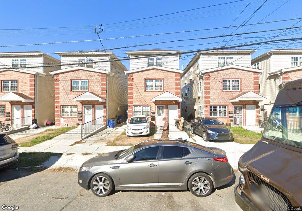 16909 107th Ave, Jamaica, NY 11433 - photo 1