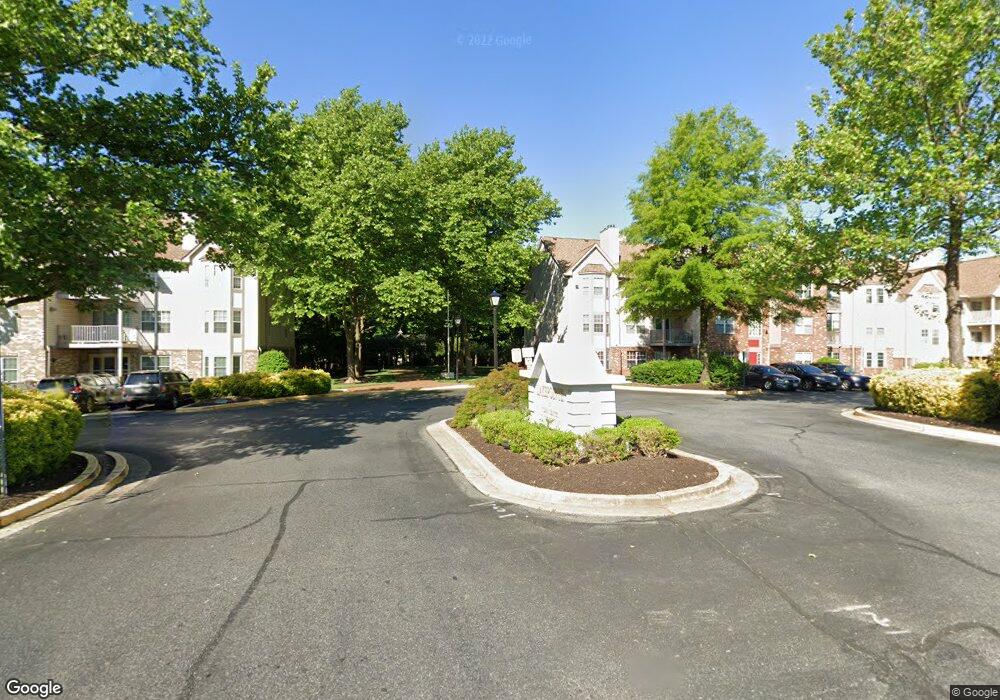 9715 Lake Pointe Ct unit 203, Upper Marlboro, MD 20774 - photo 1