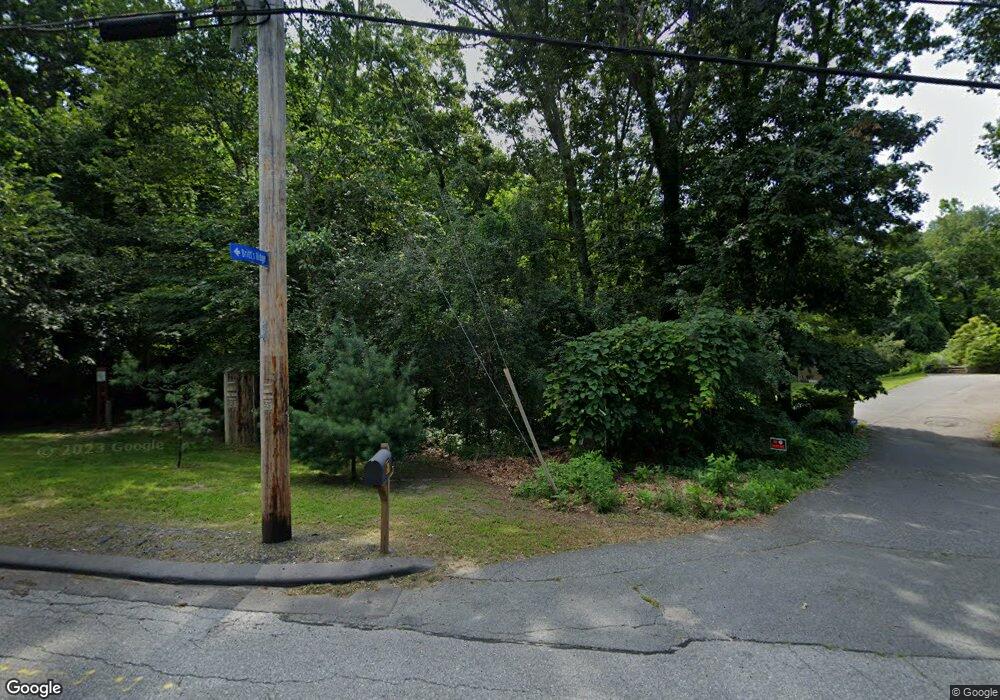 69 Angell Rd, Cumberland, RI 02864 - photo 1