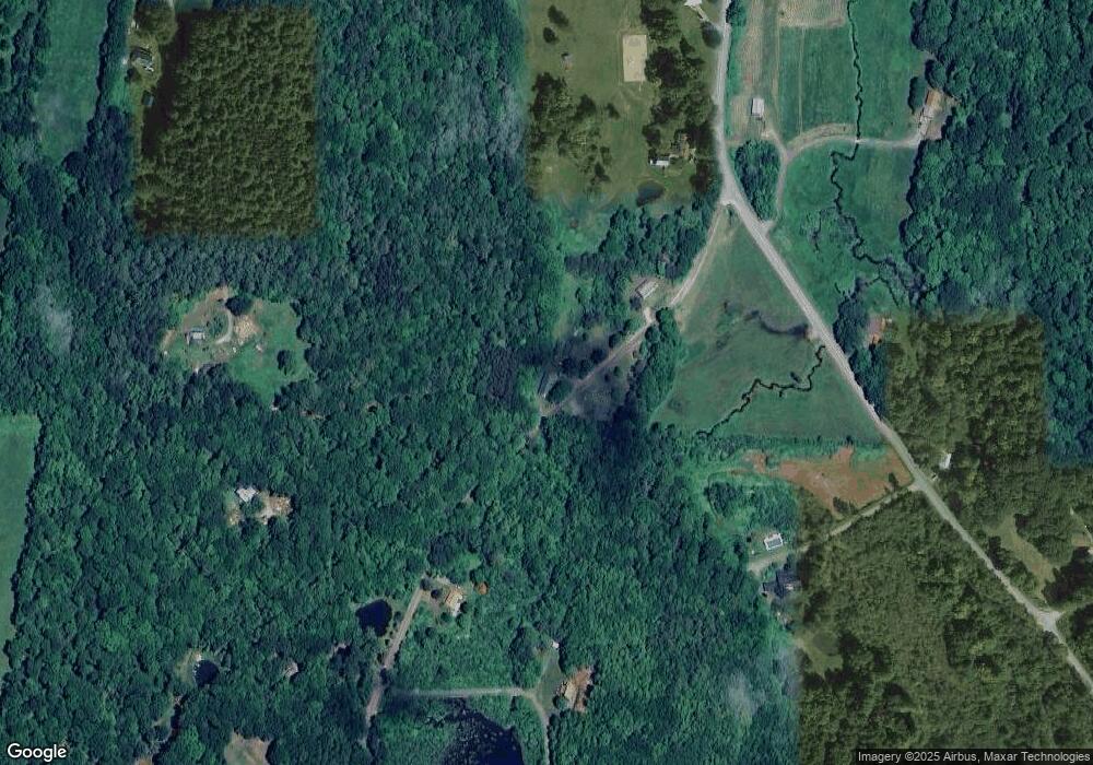 138 Cross Rd, Putney, VT 05346 - photo 1