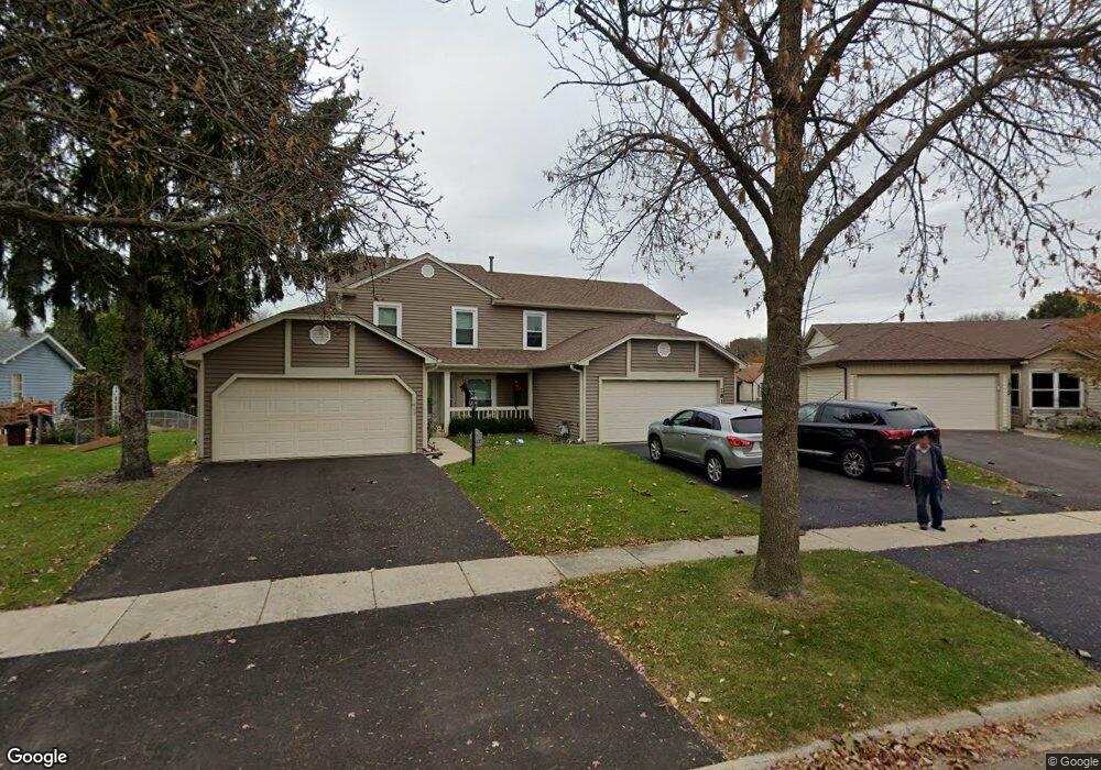 1811 Shetland Rd, Naperville, IL 60565 - photo 1