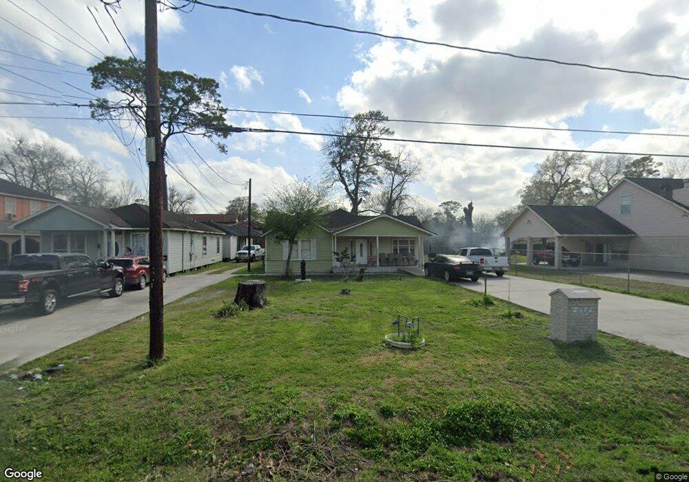 808 De Boll St, Houston, TX 77022 - photo 1