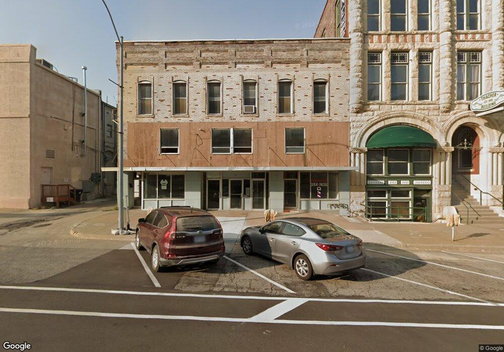 106 SE 8th Ave, Topeka, KS 66603 - photo 1