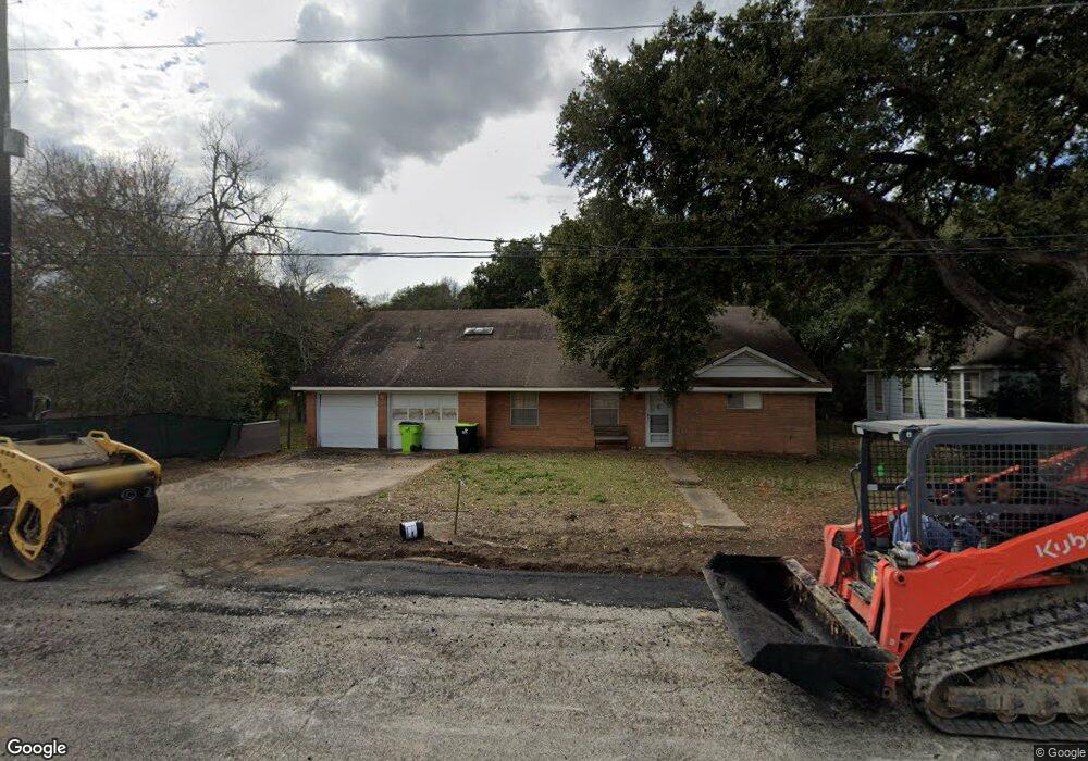 1004 Front St, Richmond, TX 77469 - photo 1