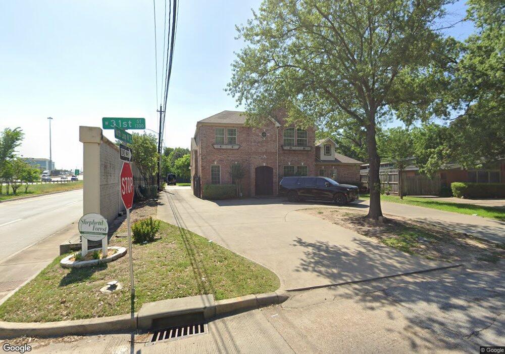 1326 W 31st St, Houston, TX 77018 - photo 1