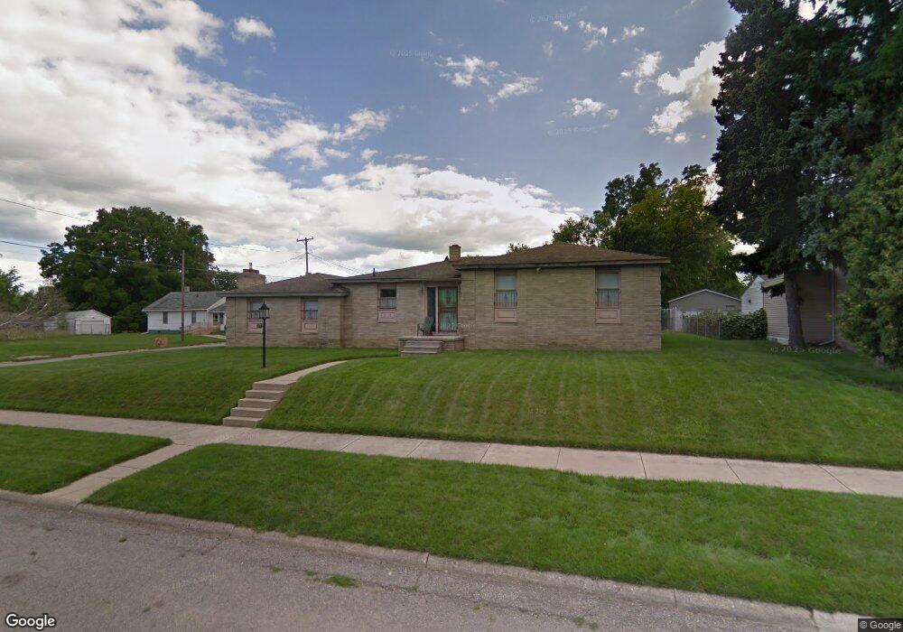 1112 Lippincott Blvd, Flint, MI 48503 - photo 1