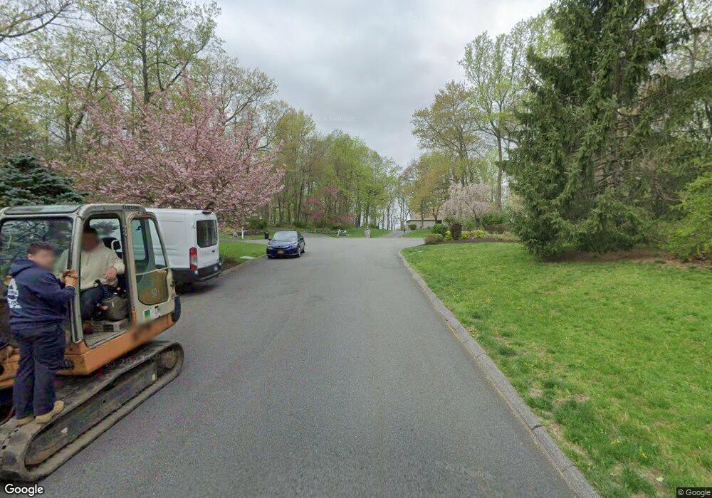 4 Quaker Hill Ct W, Croton On Hudson, NY 10520 - photo 1