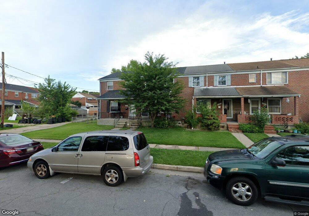 1055 Foxcroft Ln, Essex, MD 21221 - photo 1