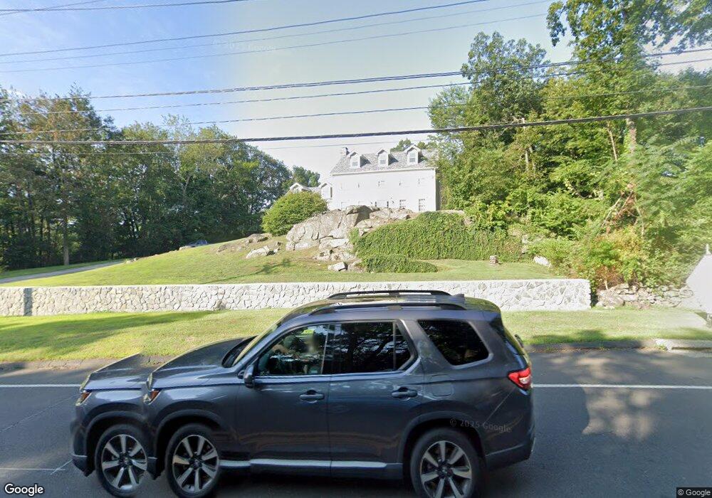 2911 Nichols Ave, Trumbull, CT 06611 - photo 1