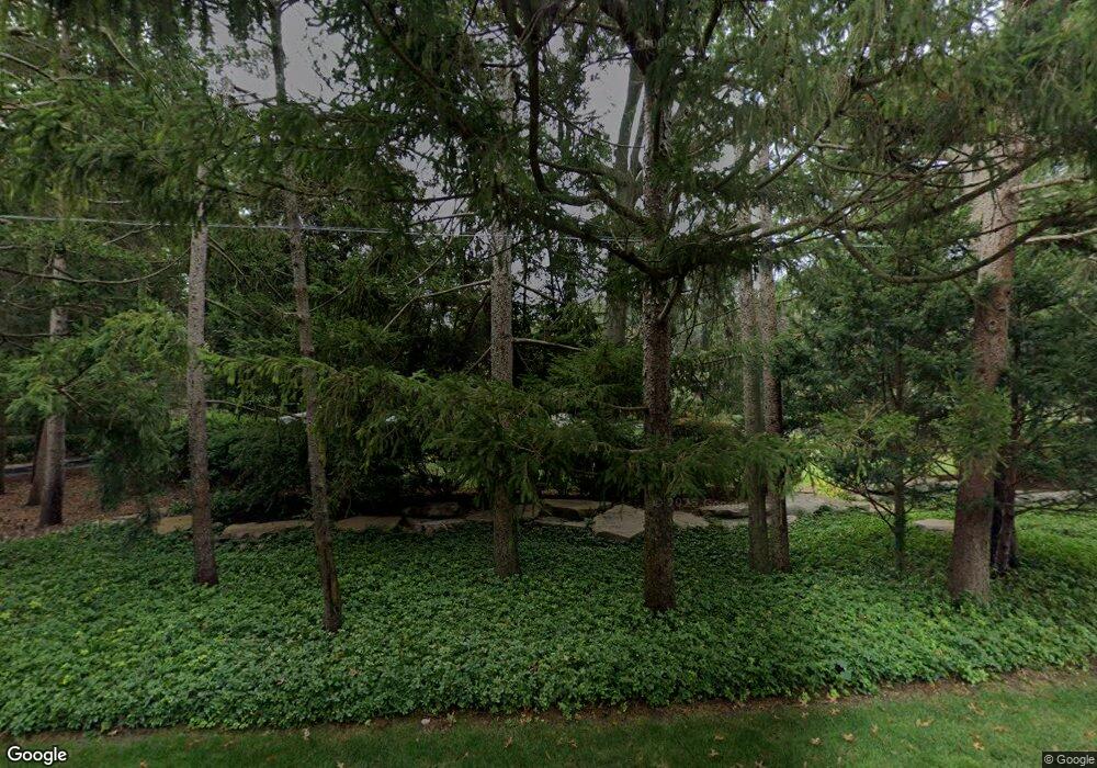 25895 Woodlore Rd, Franklin, MI 48025 - photo 1