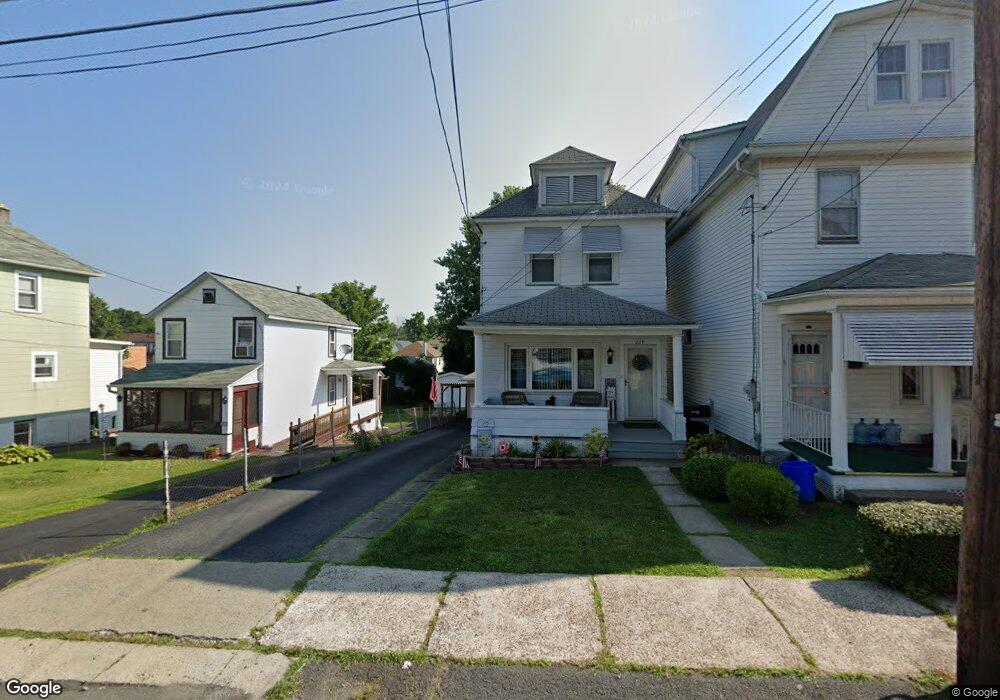 224 Taft St, Hanover Township, PA 18706 - photo 1