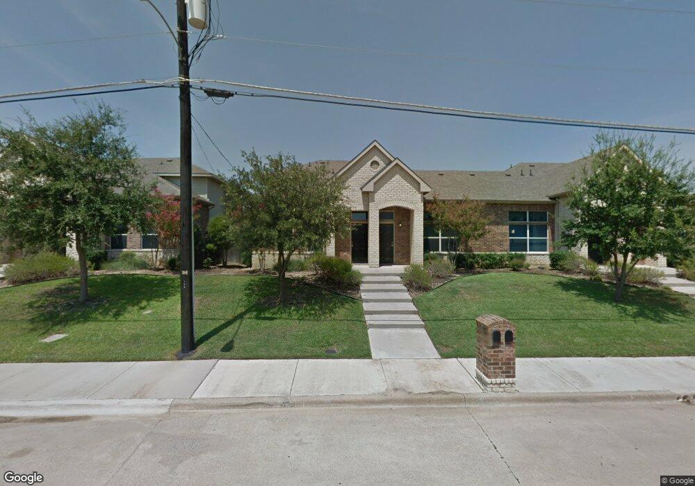 128 SE Dallas St, Grand Prairie, TX 75051 - photo 1