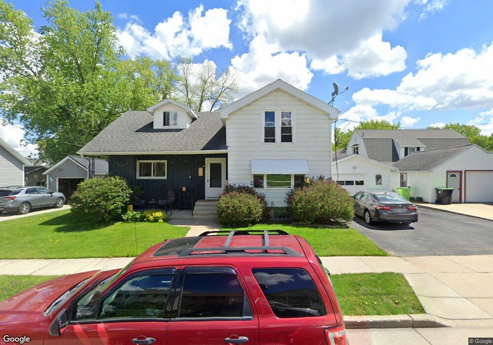 115 S Division St, Waupun, WI 53963 - photo 1