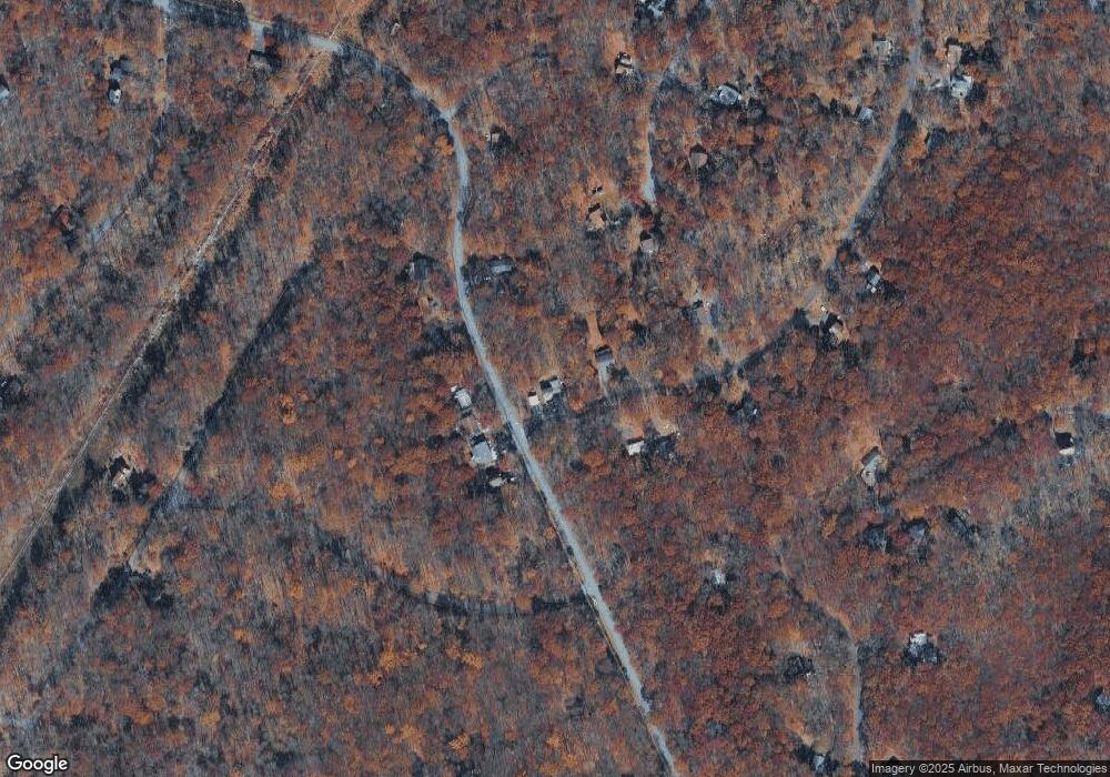 105 Hummingbird Trail, Bushkill, PA 18324 - photo 1