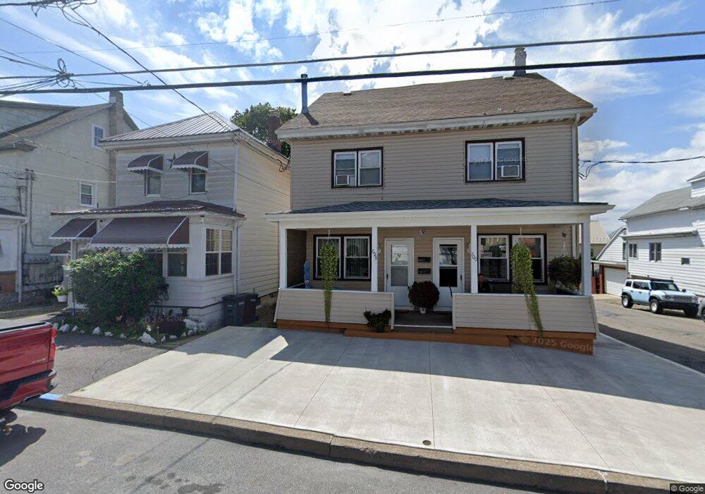 698 N Vine St, Hazleton, PA 18201 - photo 1